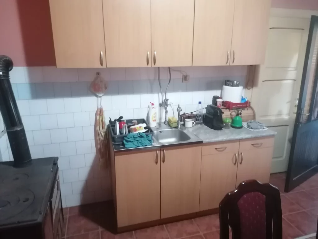 PRODAJA DVORISNIOG STANA U VLADIMIRCIMA 35M2 SAM CENTAR